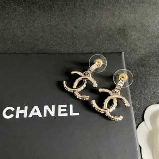 CHANEL Halo Swing CC Drop Earrings